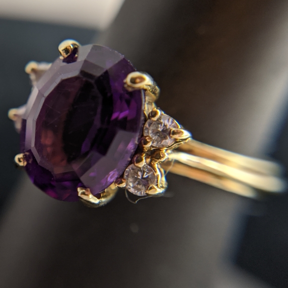 14K Gold Amethyst Solitaire Ring & Diamond Accents - Picture 2 of 8